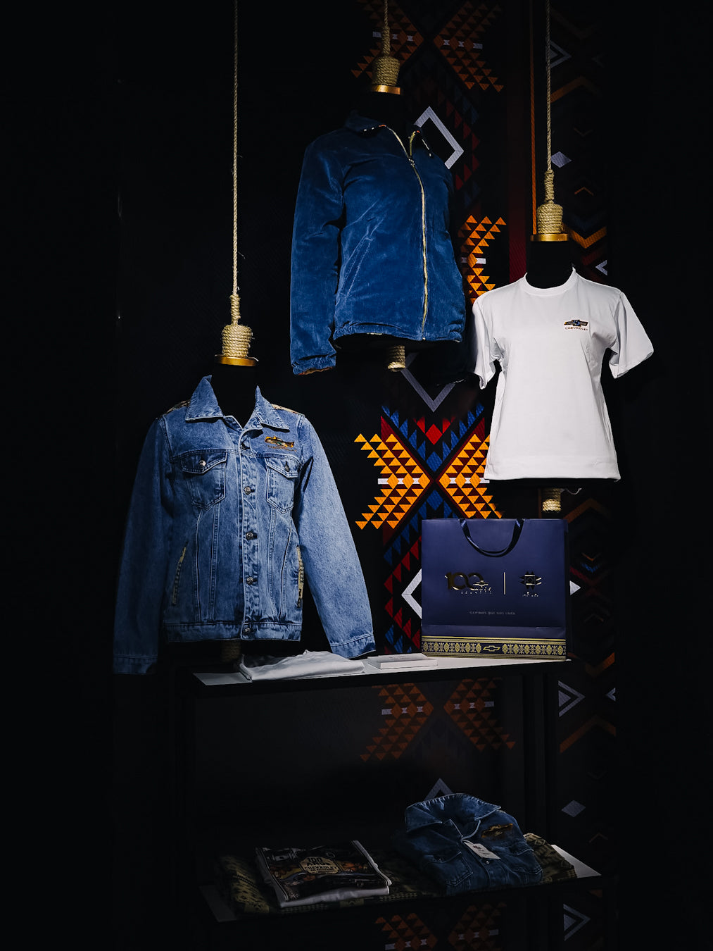 Chaqueta Centenario | Chevrolet × Apuk