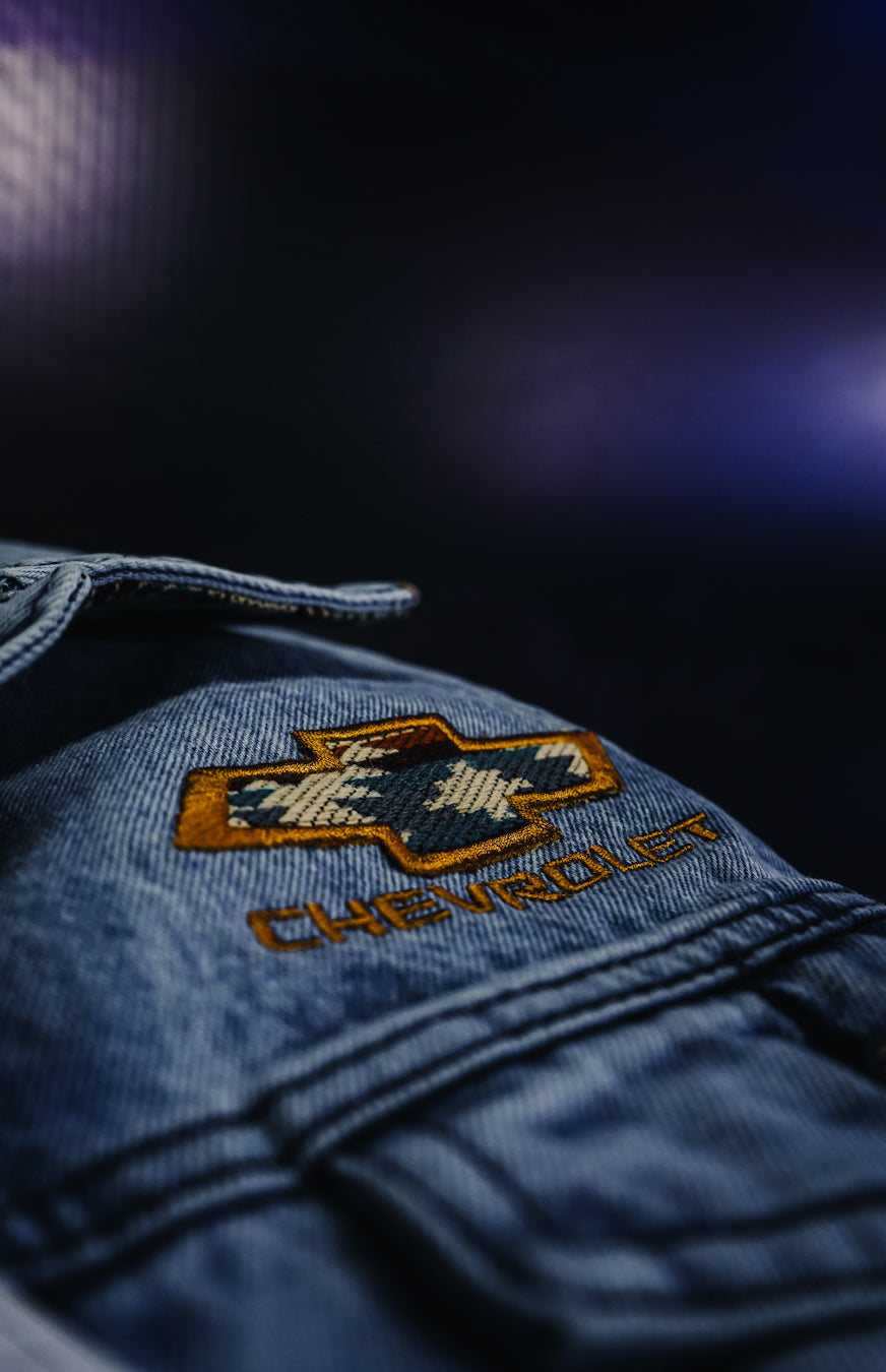Chaqueta Centenario | Chevrolet × Apuk